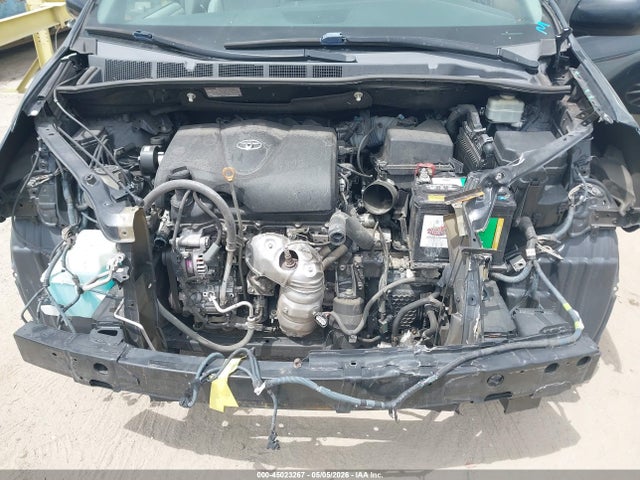 Toyota Sienna Xle 8 Passenger