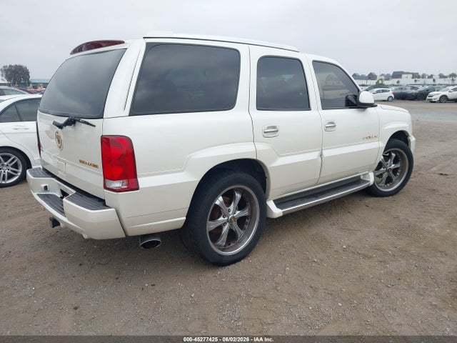 Cadillac Escalade Standard
