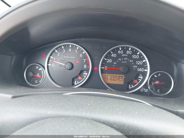 Nissan Pathfinder Se