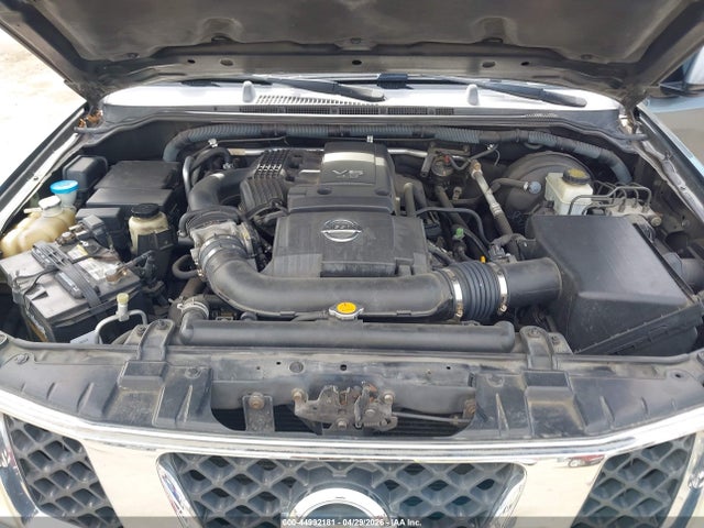 Nissan Pathfinder Se