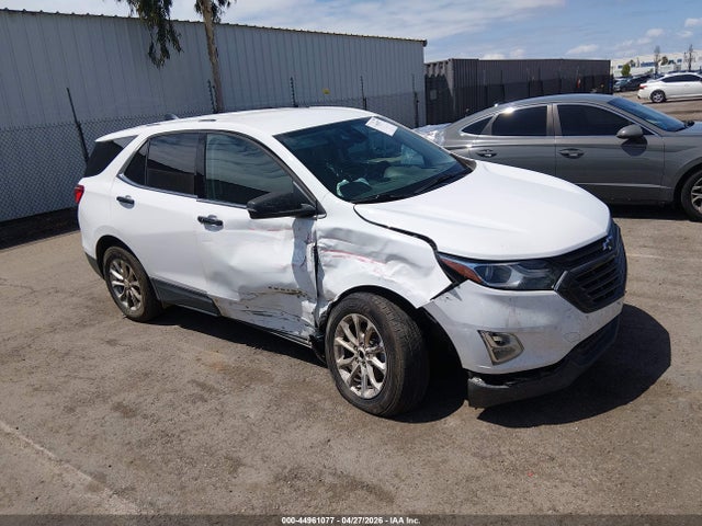 Salvage Chevrolet Equinox Image