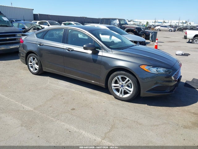 Salvage Ford Fusion Image