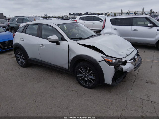 Salvage Mazda Cx Image