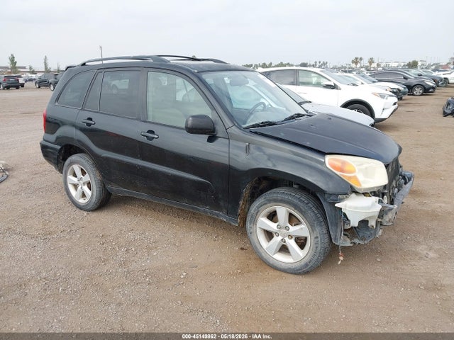 Salvage Toyota RAV4 Image