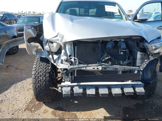 Toyota Tacoma Sr5 V6