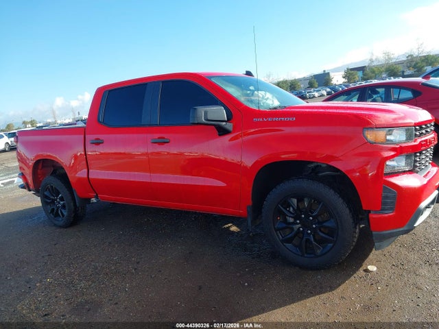 Chevrolet Silverado 1500 2wd  Short Bed Custom