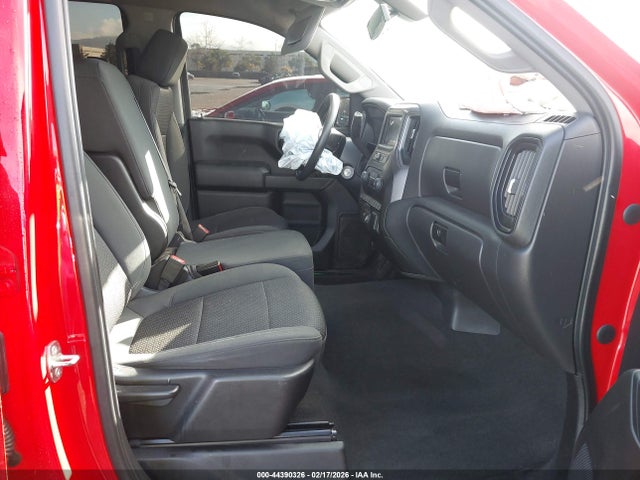 Chevrolet Silverado 1500 2wd  Short Bed Custom