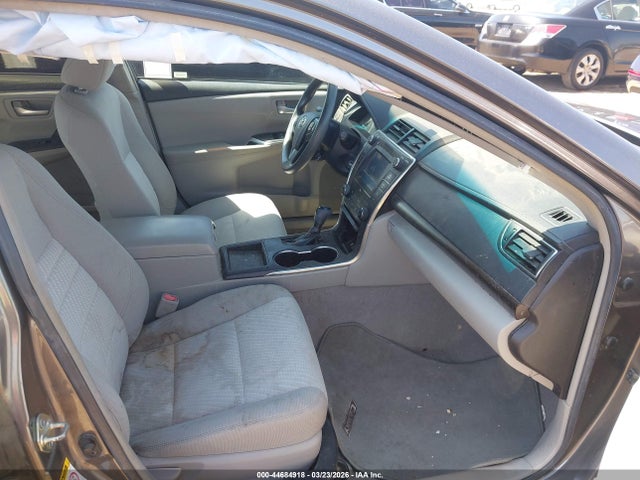 Toyota Camry Le