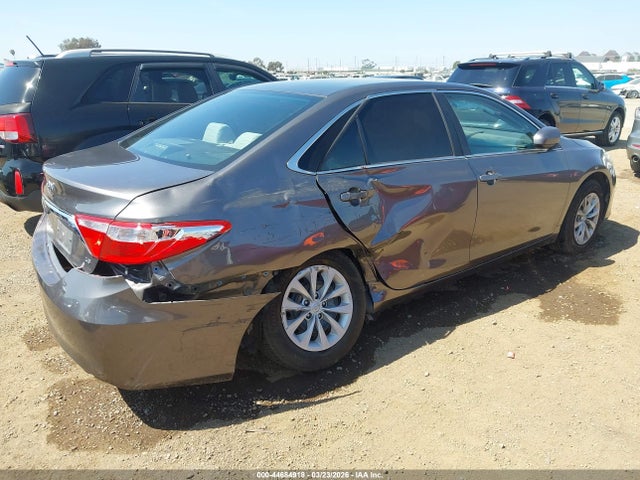 Toyota Camry Le