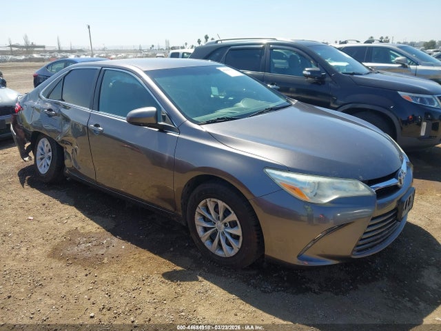 Salvage Toyota Camry Image