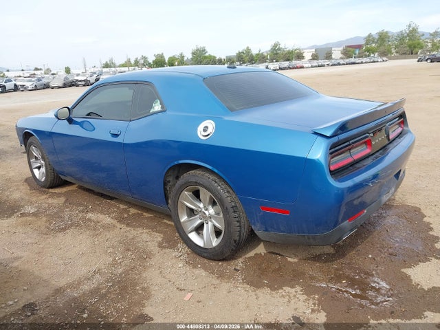 Dodge Challenger Sxt