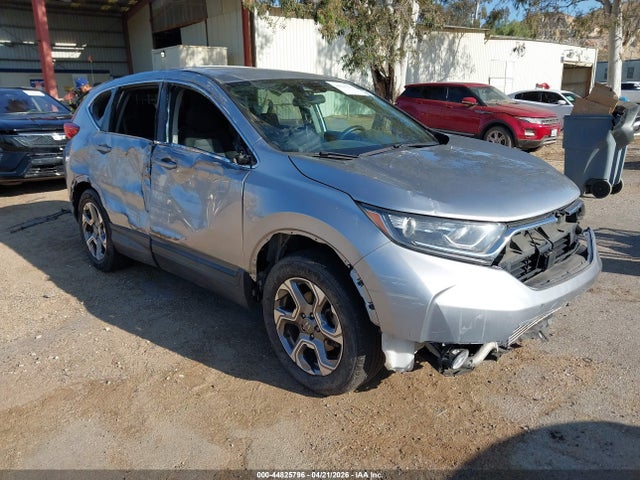 Salvage Honda CR-V Image