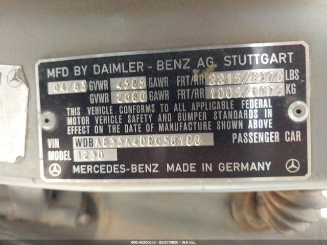 Mercedes-Benz 300 Dt