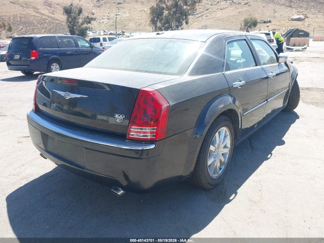 Chrysler 300c Hemi
