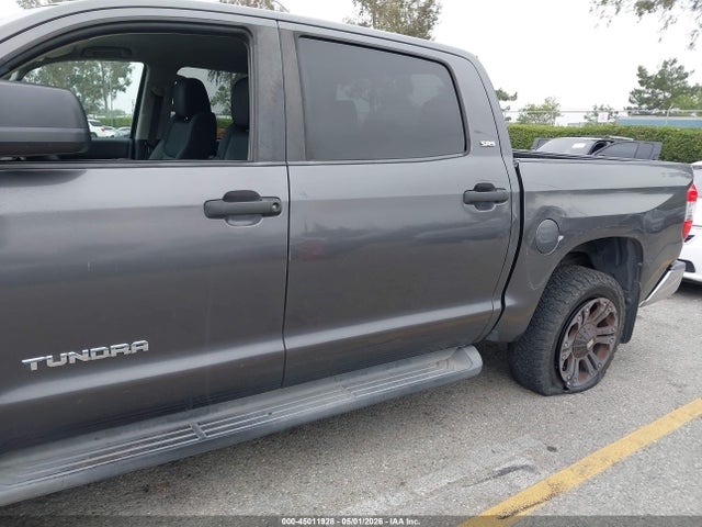 Toyota Tundra Sr5 5.7l V8