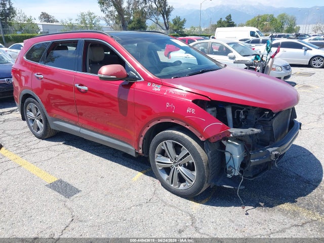 Salvage Hyundai SANTA FE Image