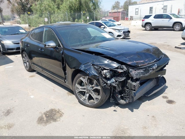 Salvage Kia Stinger Image