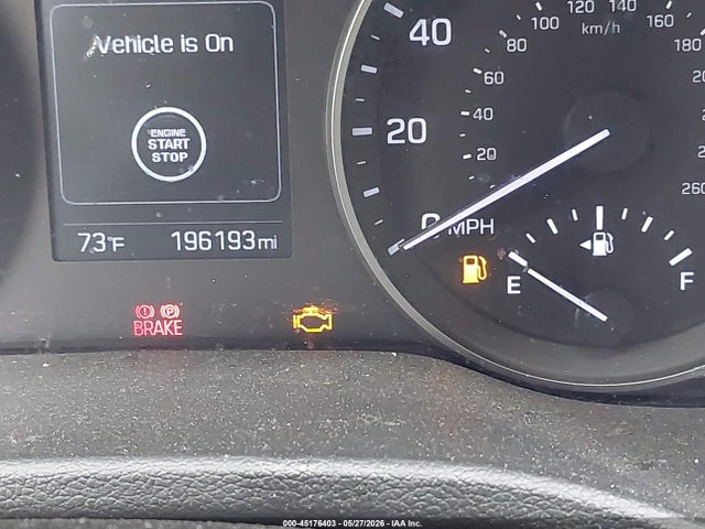 Hyundai ELANTRA Value Edition