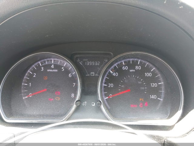 Nissan Versa 1.6 Sv