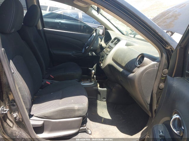 Nissan Versa 1.6 Sv