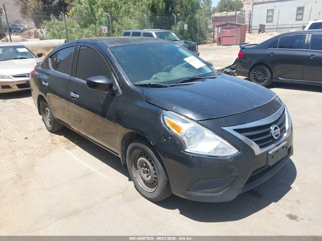 Salvage Nissan Versa Image