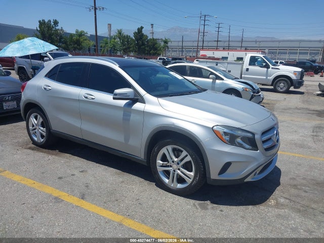 Salvage Mercedes-Benz GLA Image