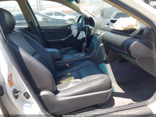 INFINITI G35 Luxury Leather