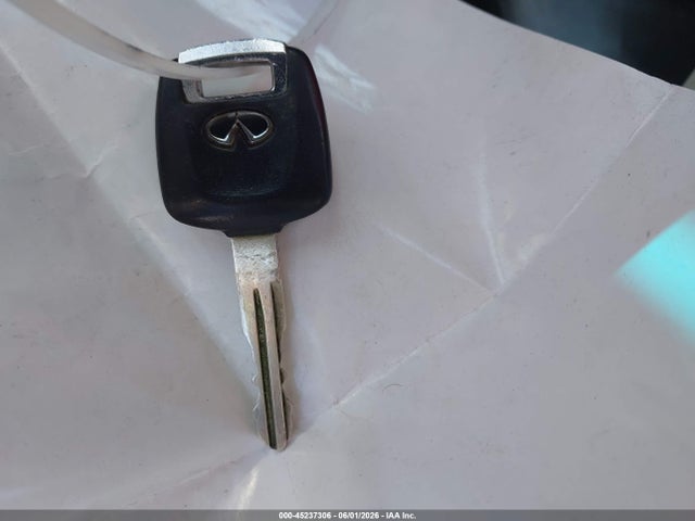 INFINITI G35 Luxury Leather