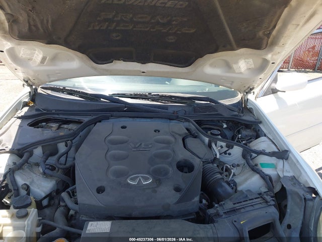 INFINITI G35 Luxury Leather
