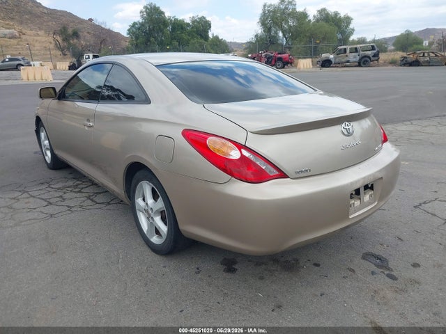 Toyota Camry Sle V6