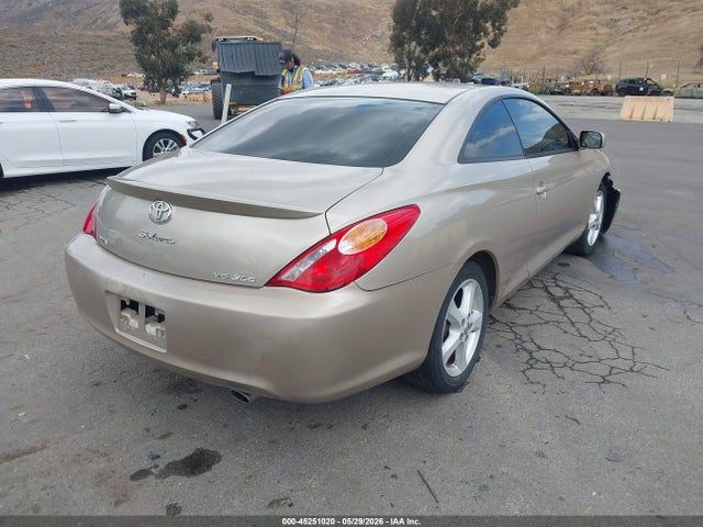 Toyota Camry Sle V6