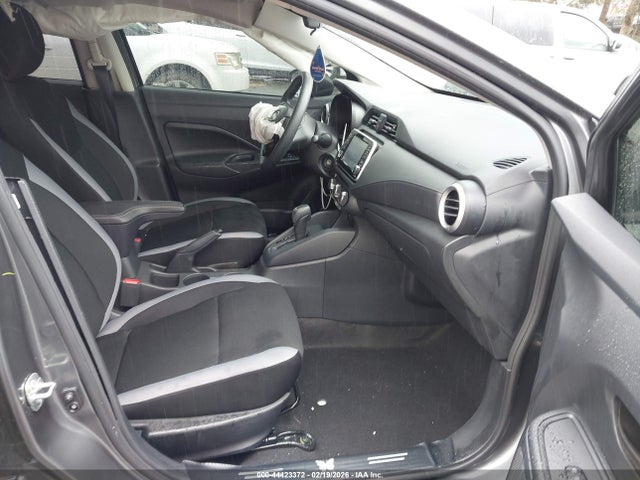 Nissan Versa 1.6 S