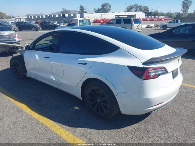 Tesla Model 3 Standard Range Plus Rear-wheel Drive