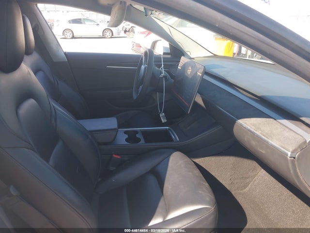 Tesla Model 3 Standard Range Plus Rear-wheel Drive