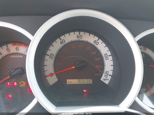 Toyota Tacoma Base V6