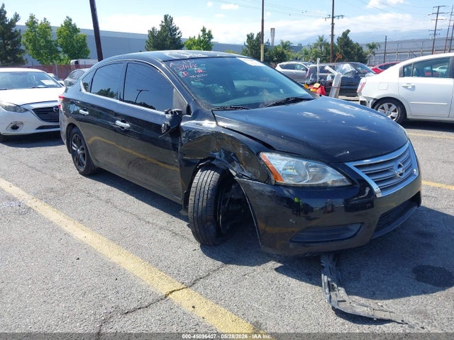 Salvage Nissan Sentra Image