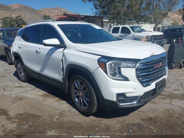 Salvage GMC Terrain Image