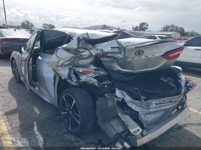 Toyota Camry Xse