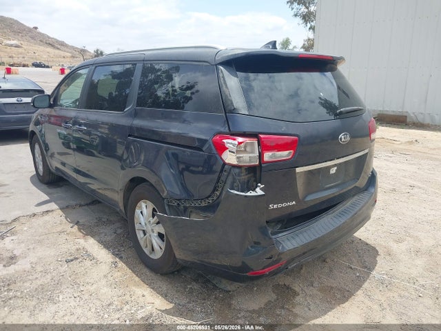 Kia Sedona Lx