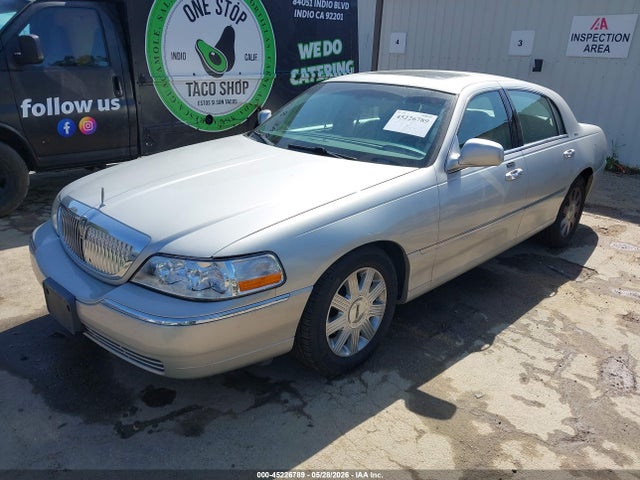 Lincoln Towncar Ultimate