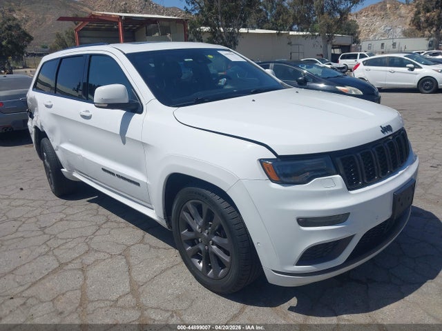 Salvage Jeep Grand Cherokee Image