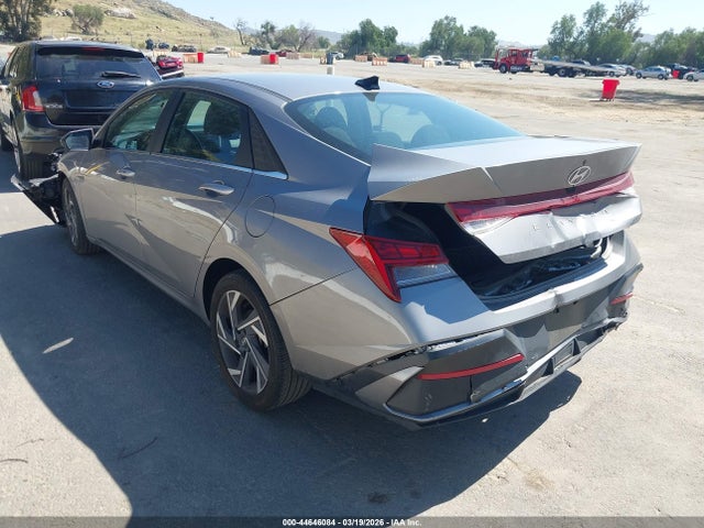 Hyundai ELANTRA Sel