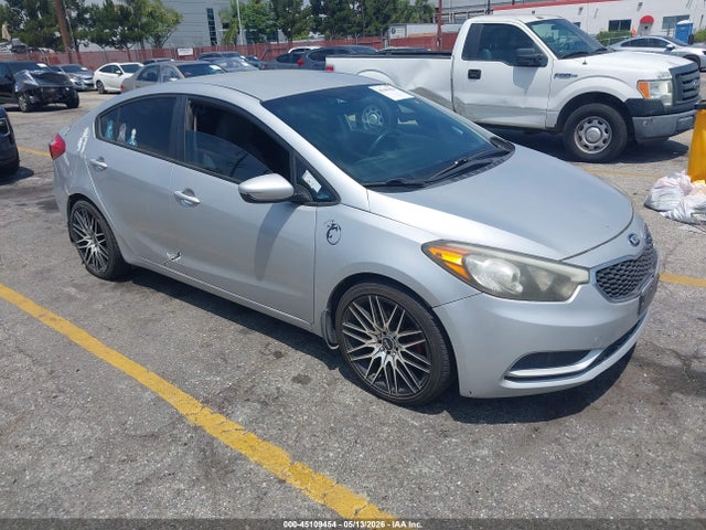 Salvage Kia Forte Image