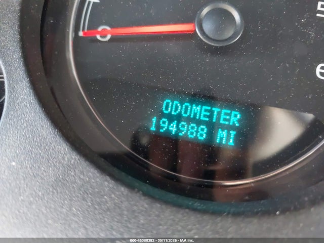 Chevrolet Suburban 1500 Ls