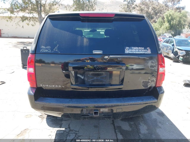 Chevrolet Suburban 1500 Ls