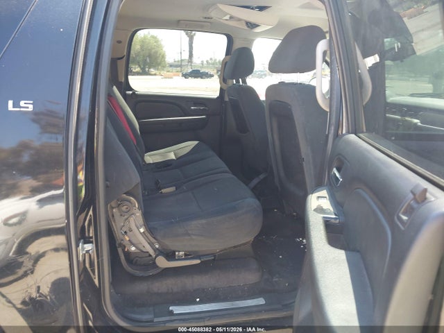 Chevrolet Suburban 1500 Ls