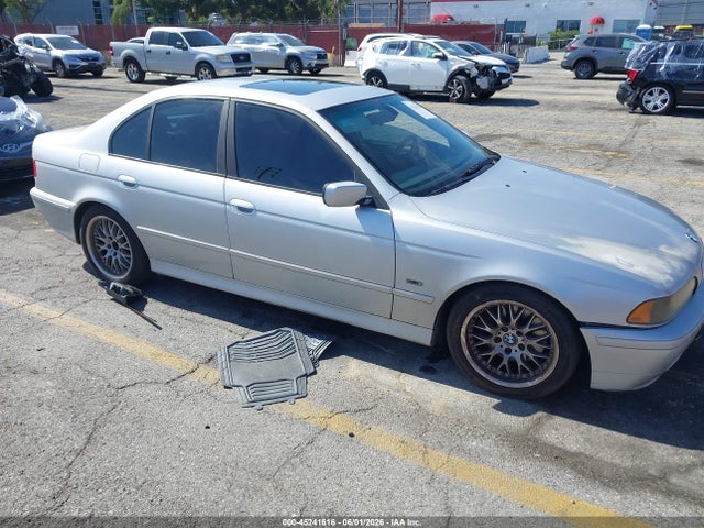 Salvage BMW 5 Series Image