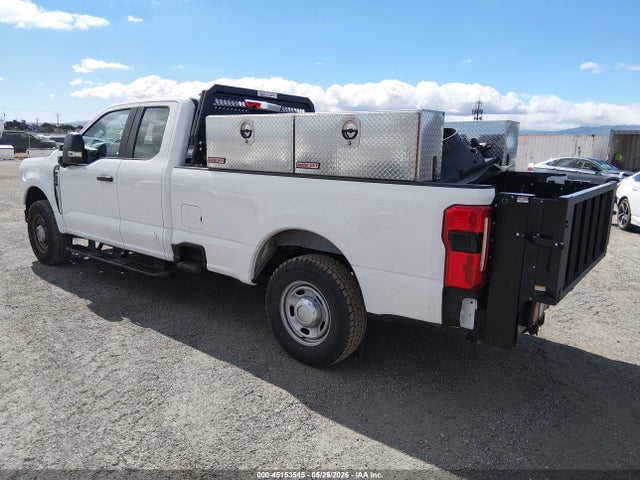 Ford F-250 Xl