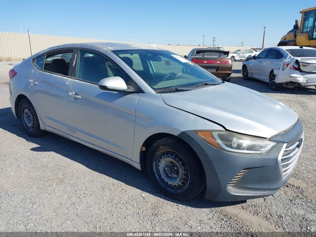 Salvage Hyundai ELANTRA Image