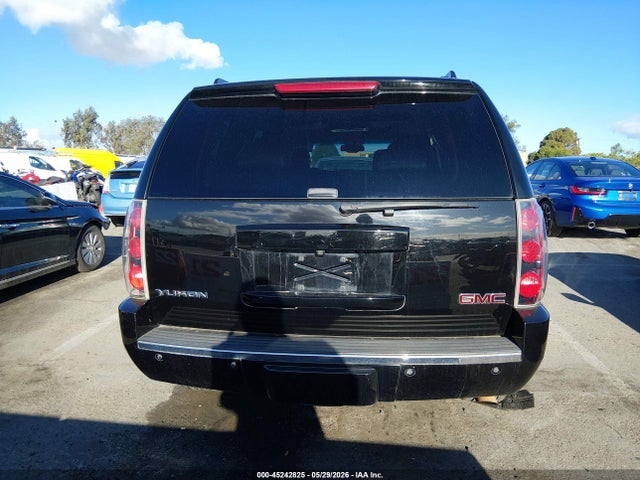 GMC Yukon Denali